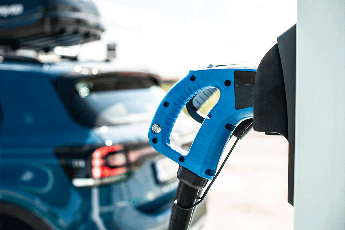 Installation borne de recharge sud des Landes